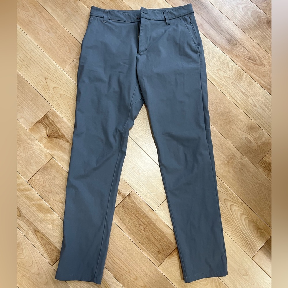 Men’s Lululemon 31x32 Classic-Fit Commission Pants, Light Gray